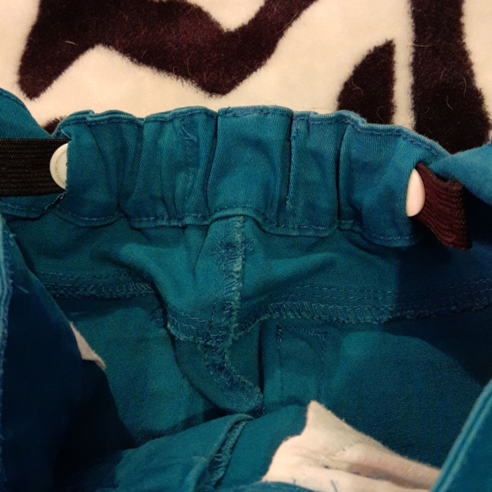 5/$20 Pants - Picture 2 of 2